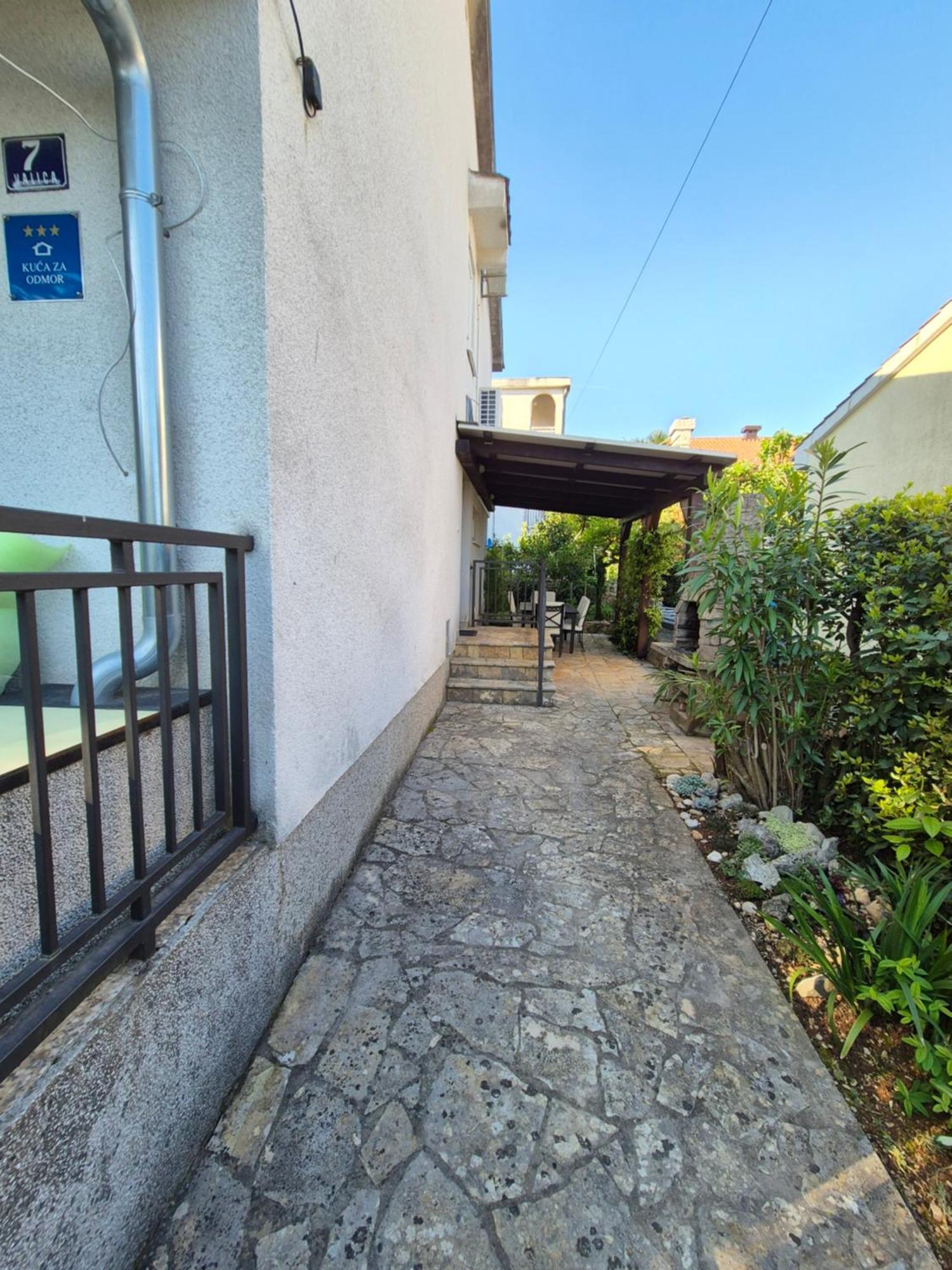 Holiday Home Marija ヴァンタシチ エクステリア 写真